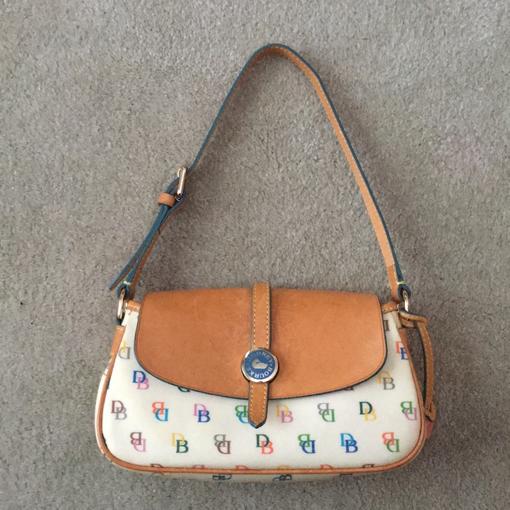 Dooney & Bourke purse